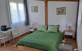 Chambre Basilic 2P, 2 Nuits Max, Dans Petit Chalet 6Km Du Festival De Piano De La Roque D'Antheron